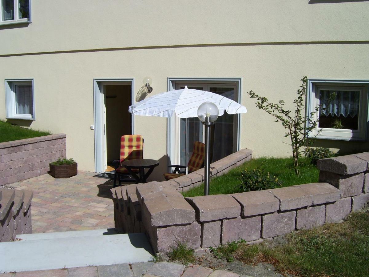 Ferienwohnungen Ostseebad Sellin Exterior photo